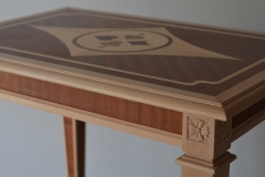 Table à jeux style Louis XVI